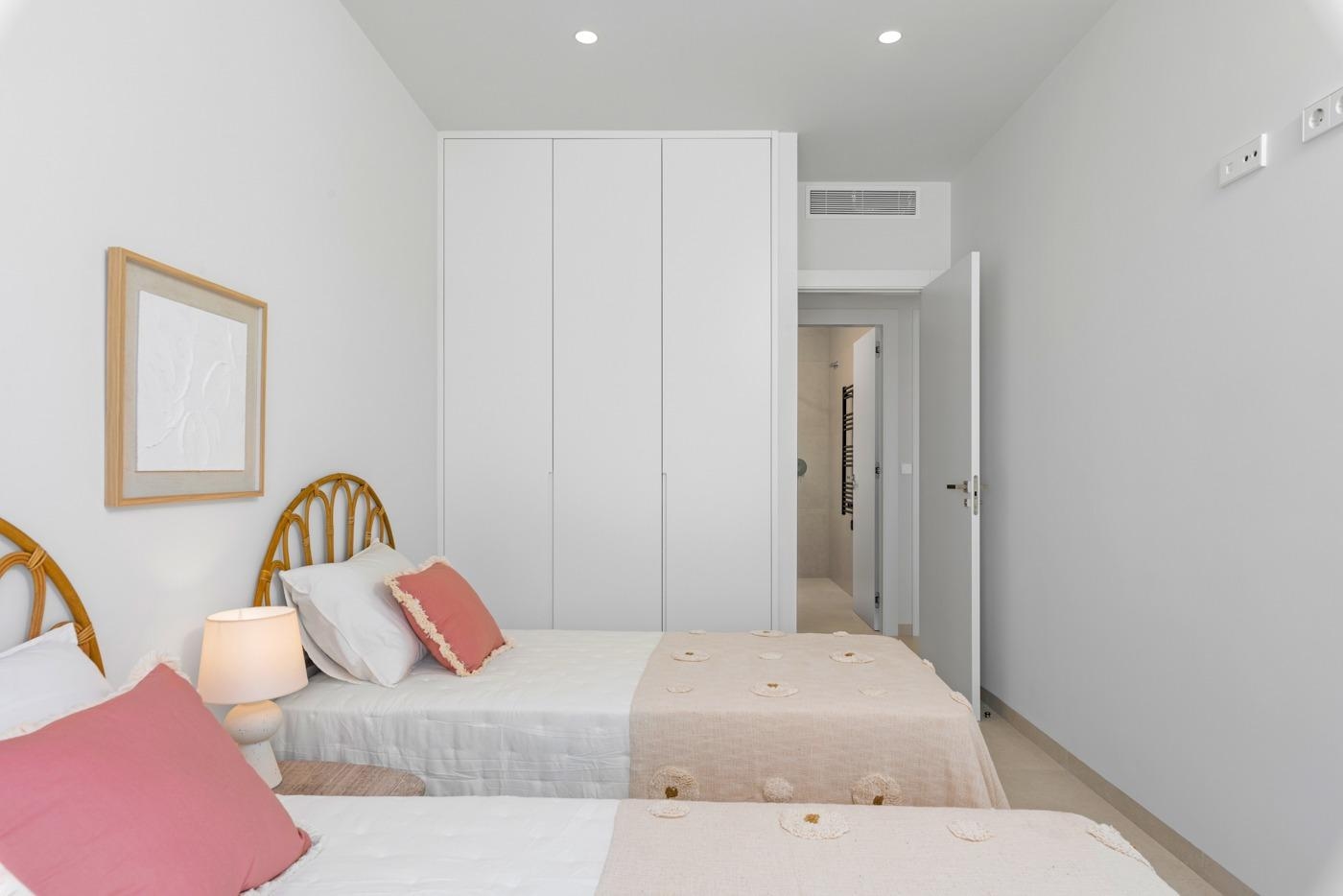 1221-115-10-115-25