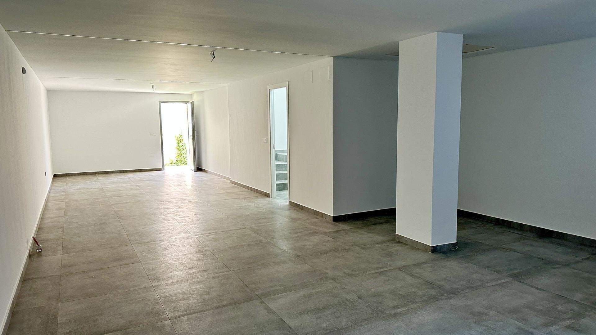 2748-115-10-115-30